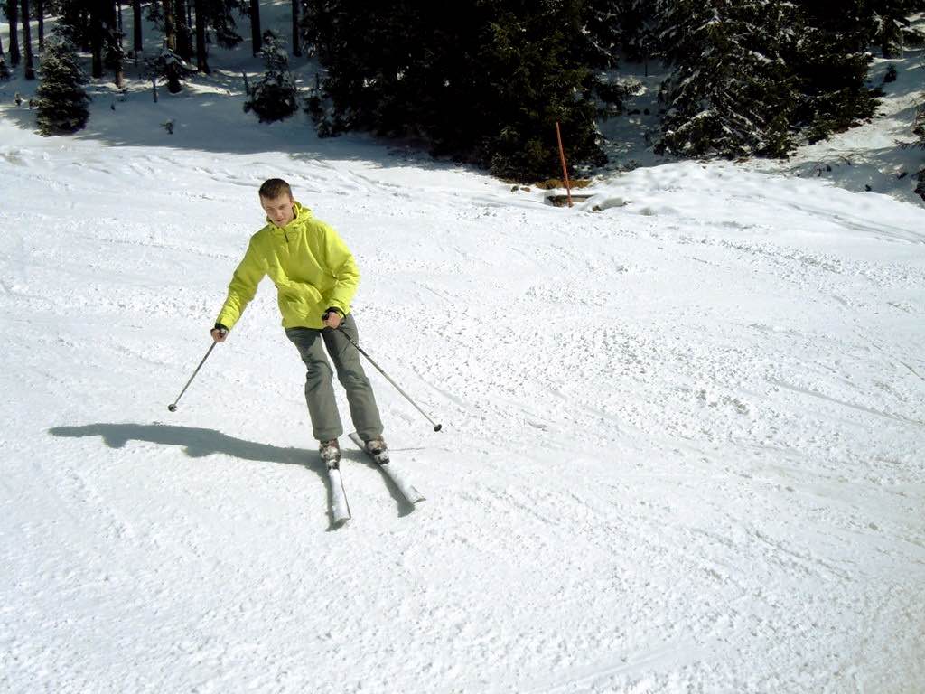 Ga je skiën? Denk om je knieën! Ga je skiën? Denk om je knieën!