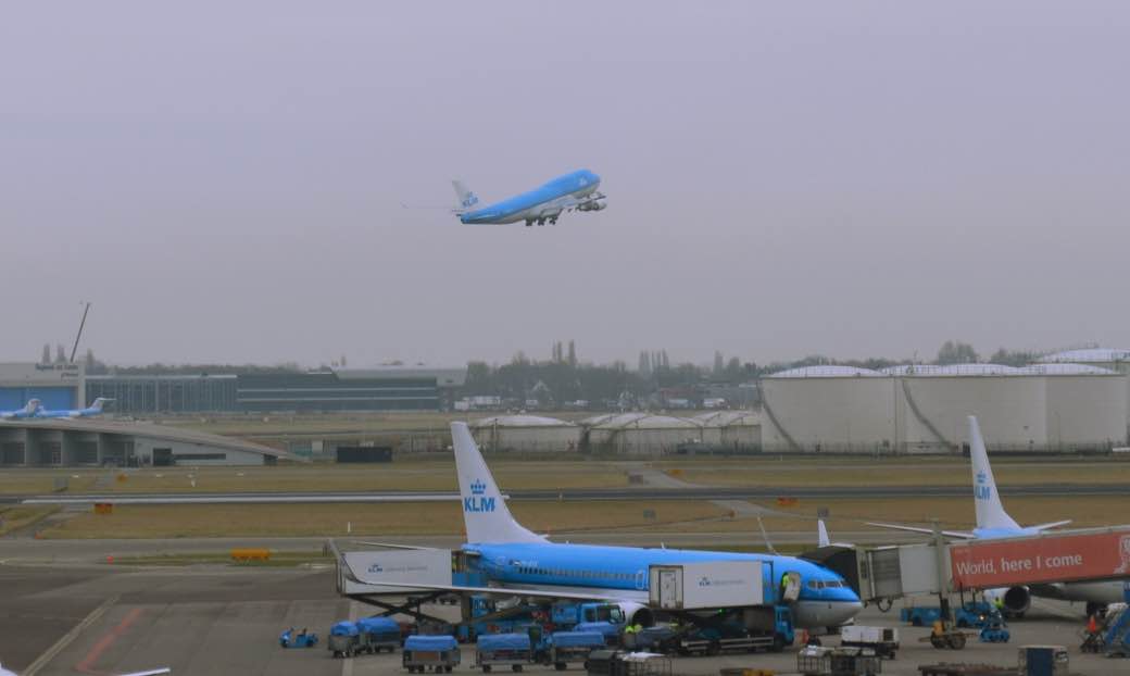 KLM zet AI en zeewater in voor duurzamere luchtvaart KLM zet AI en zeewater in voor duurzamere luchtvaart