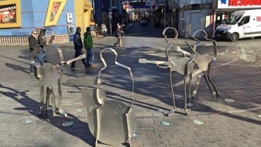 Bollenstreek heeft nu een Beatlesmonument