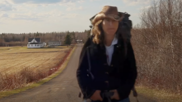 Filmmaker voltooit ’s werelds langste wandelpad: zes jaar op avontuur