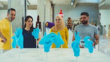 Kunstwerk Hands in Fenix toont hoe gebaren een taal vormen