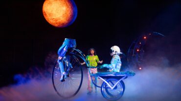 Nieuwe Efteling-show Magicaluna neemt je mee in droomwereld van Luna