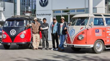 Maleisische VW-bussen uit de jaren zestig rijden naar hun geboortegrond in Hannover
