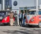 Maleisische VW-bussen uit de jaren zestig rijden naar hun geboortegrond in Hannover
