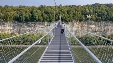 Van hangbrug tot luxe camping – vijf nieuwe reiservaringen voor 2026
