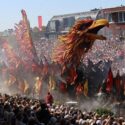 Niet zelf naar het bloemencorso? Dan kijk je er toch gewoon op tv! Niet zelf naar het bloemencorso? Dan kijk je er toch gewoon op tv!